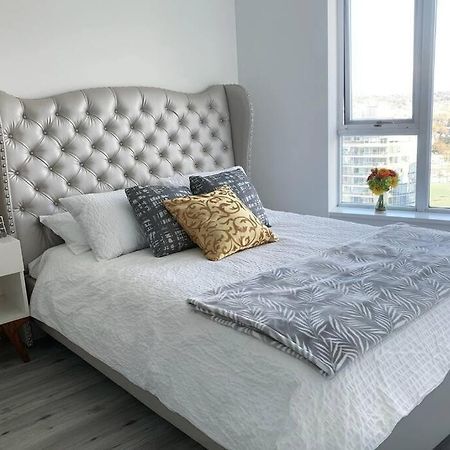 Downtown 3Br/2Ba+Views+Skytrain+Free Parking Appartement Vancouver Buitenkant foto