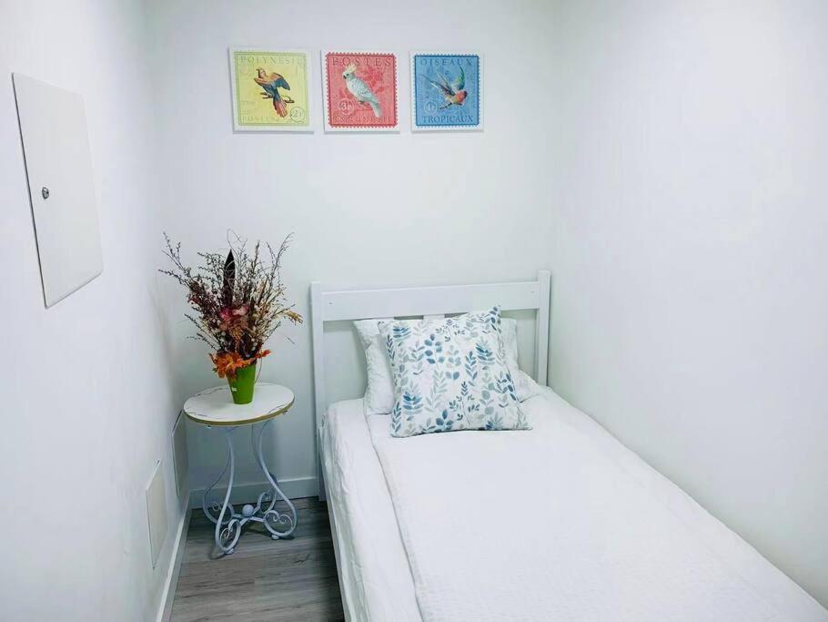 Downtown 3Br/2Ba+Views+Skytrain+Free Parking Appartement Vancouver Buitenkant foto